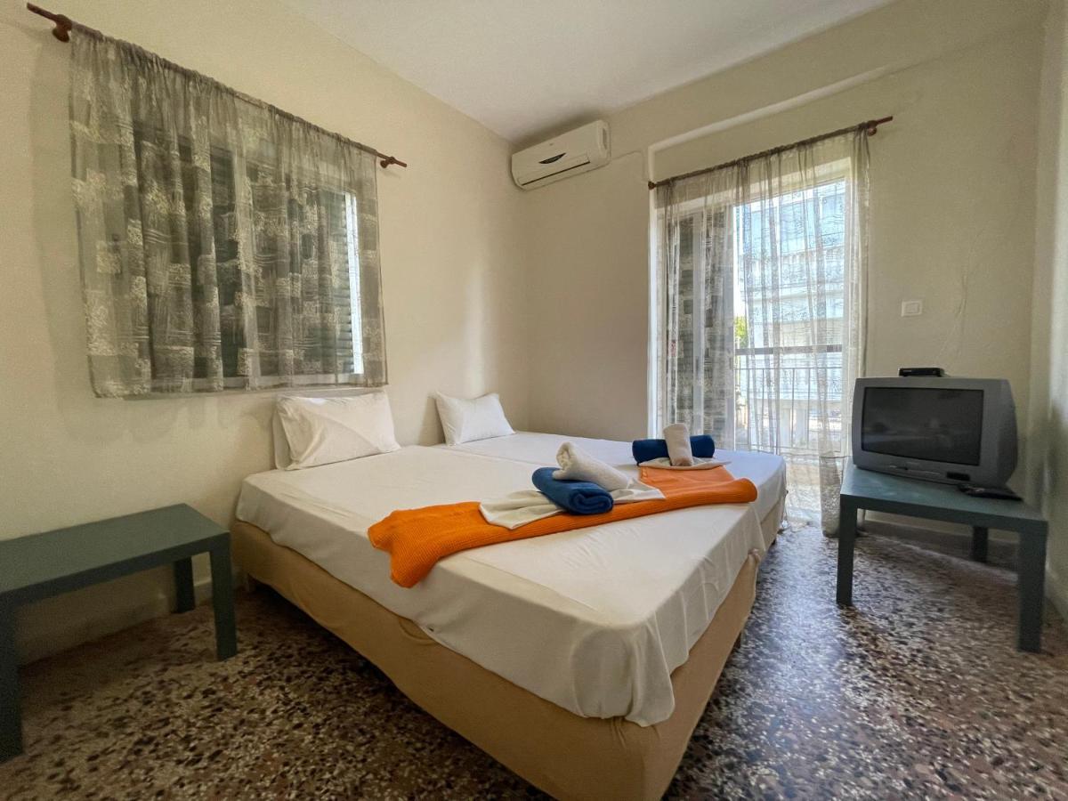 Villa California Paralia Dionisiou Exterior foto